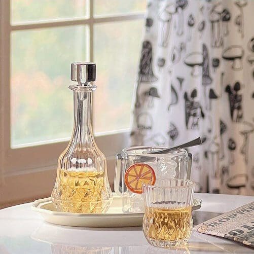 Dollhouse Transparent Wine Glass