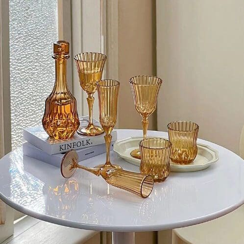 Dollhouse Transparent Wine Glass