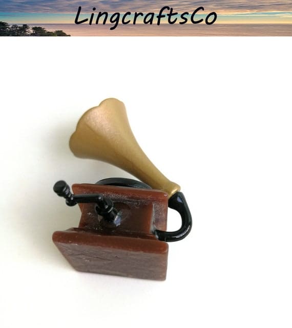 Miniature Phonograph Record Player