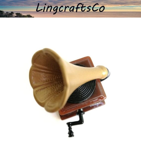 Miniature Phonograph Record Player