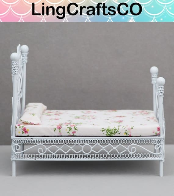 Dollhouse Double Bed