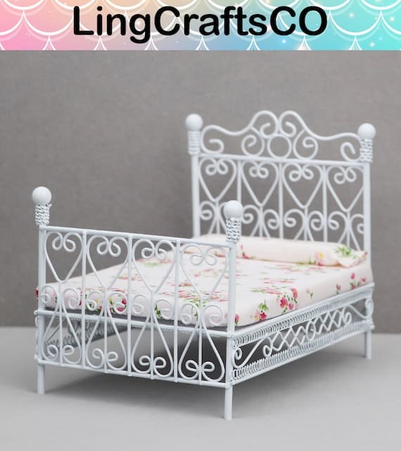 Dollhouse Double Bed