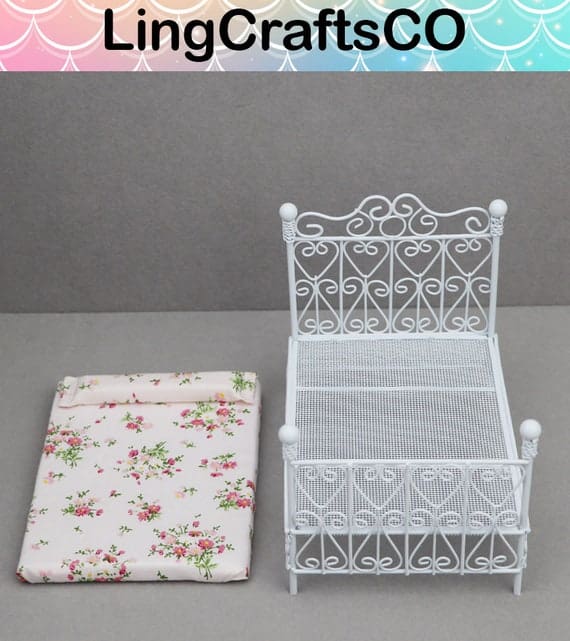 Dollhouse Double Bed