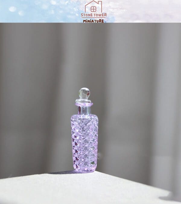 Miniature Glass Bottles with Lid