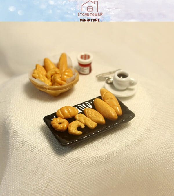 Miniature Simulation Bread Set