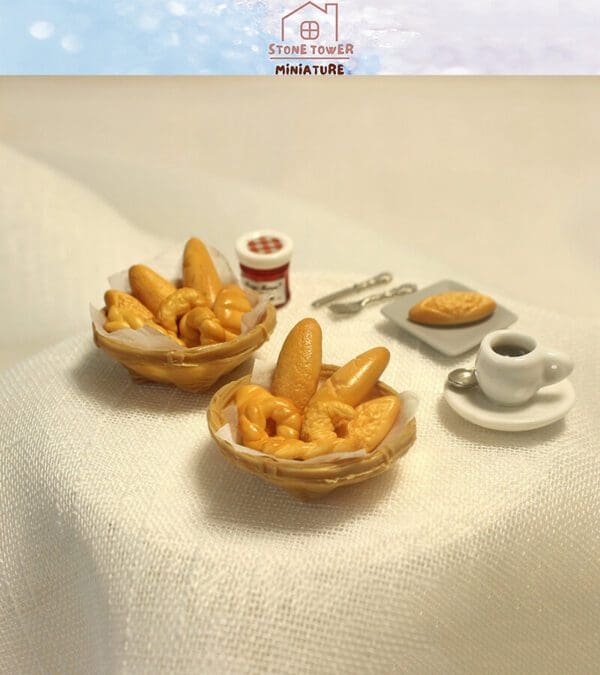 Miniature Simulation Bread Set