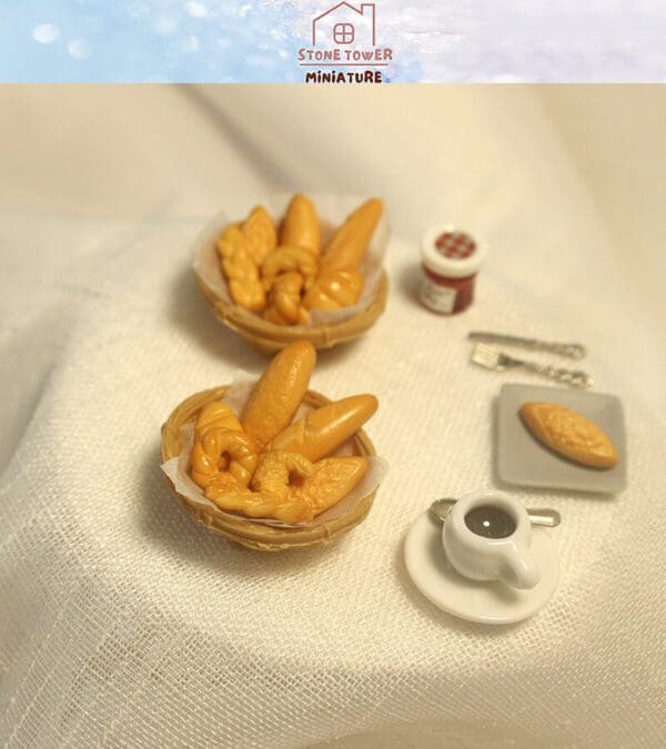 Miniature Simulation Bread Set