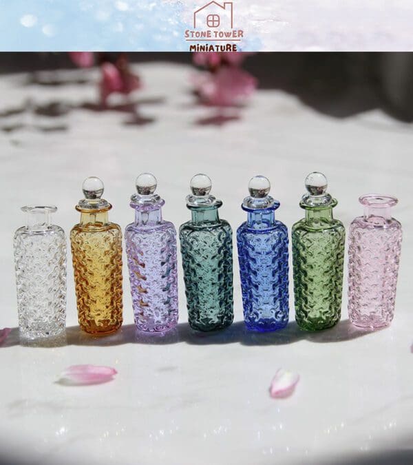 Miniature Glass Bottles with Lid